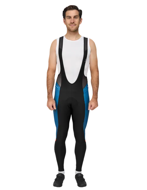  Het model is 178 cm  groot en draagt maat 4