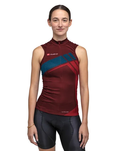  Het model is 175 cm  groot en draagt maat S1